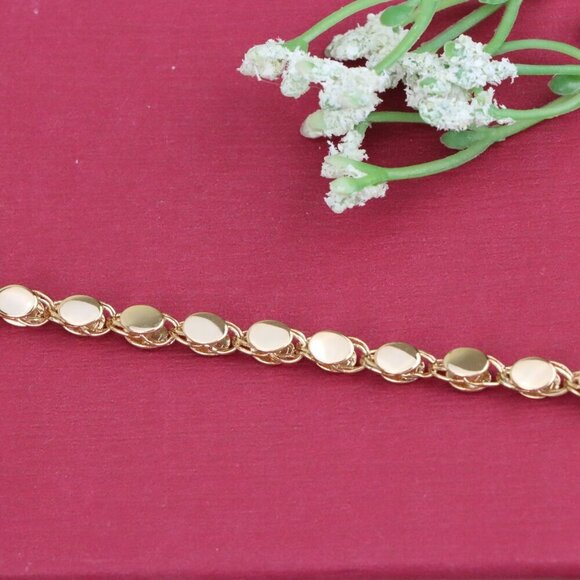 "Elegant Rose Gold Bracelet with Textured Round Charm Links, XPBL1102 - Picture 11 of 12